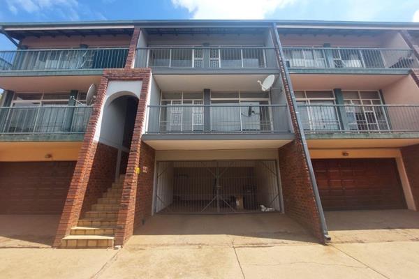 Modern 3-Bedroom Townhouse in Wonderboom with a stunning view!
This light-filled ...