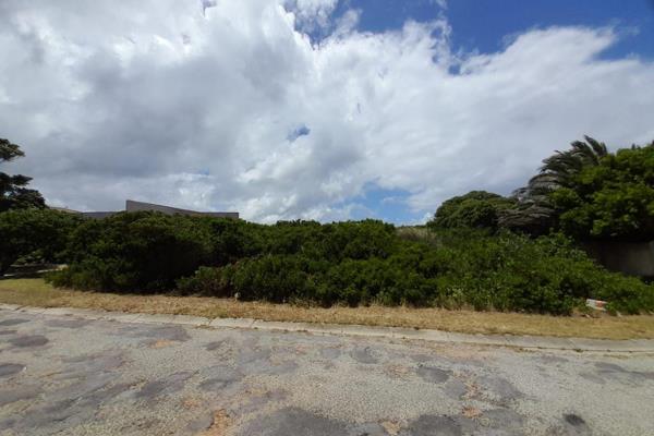 Discover Your Slice of Coastal Paradise

Build your dream home on this prime vacant land in the sought-after suburb of Santareme, St ...