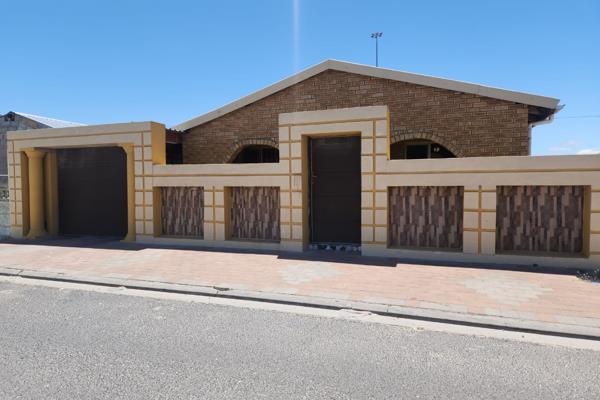 Discover the perfect family home in the heart of E Section, Khayelitsha. This inviting 4-bedroom residence offers a blend of comfort ...