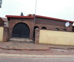 House for sale in Tembisa Central