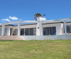 House for sale in Jeffreys Bay Central