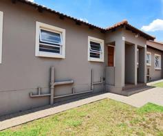 Townhouse for sale in Rynfield AH