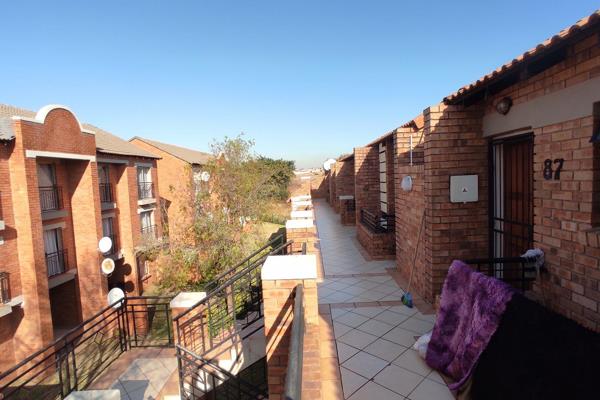 **Discover Your Ideal 2-Bedroom Apartment in Noordwyk, Midrand!**

Welcome to your new ...