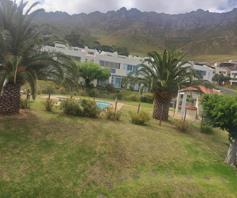 Apartment / Flat for sale in Gordons Bay Central