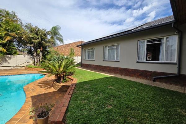 This property offers the following
Four bedrooms main en suit
Two bathrooms
Kitchen
Study
TV, Lounge and dining area

Large ...