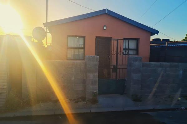 Here  is a great opportunity to own a decent and very affordable house in Nyanga.

As ...