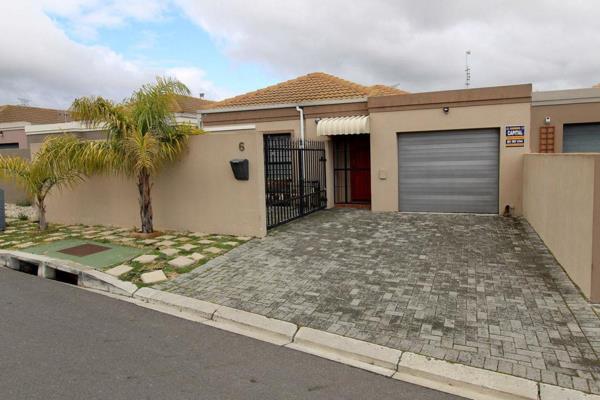 Brackenfell South offers a stunning 3 bedrooms  and 2 bathrooms with build in cupboards, with a stunning view in an established quiet ...