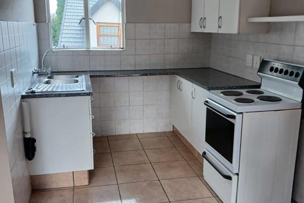 This cottage/apartment is spacious and offers some nice views.

There is an open-plan ...