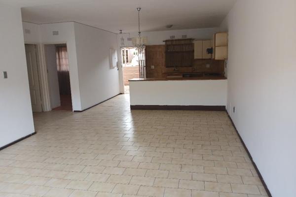 Very Spacious 2 Bedroom 1bathroom townhouse for sale at Ormonde Johannesburg South. 
Open-plan design. 
Two Bedrooms and One ...