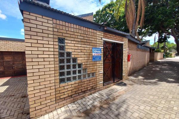 Discover this charming 3-bedroom, 2-bathroom townhouse, ideally situated in a sought-after secure complex in Polokwane Central. Perfect ...