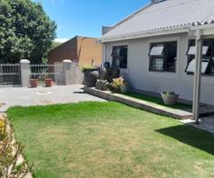 House for sale in Kleinbaai