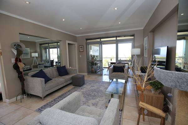 SOLE MANDATE

Welcome the sought after Thulana Hill,  the well known estate is in the heart of Plettenberg Bay! 

This spacious 122 ...