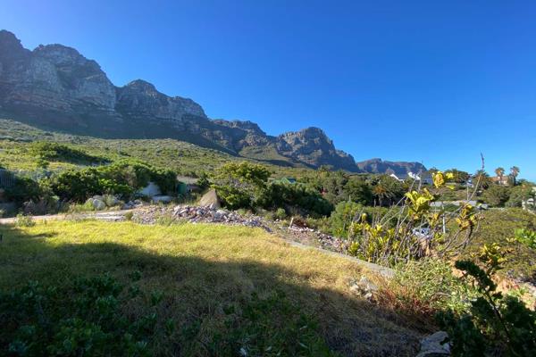 As the demand and prices for vacant land in Camps Bay escalates, we direct your attention to this extremely well positioned 1437m2 ...