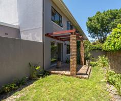 Townhouse for sale in Claremont