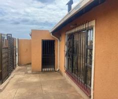 House for sale in Jabulani