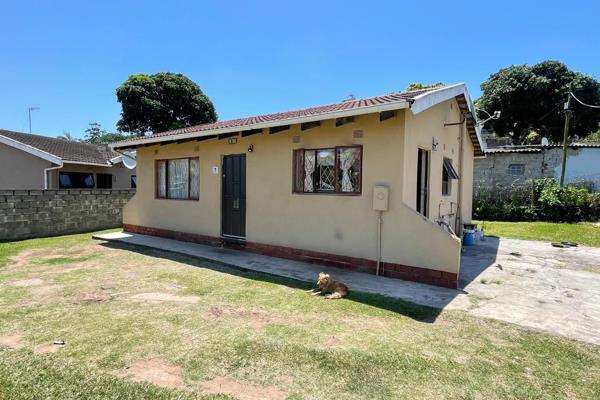 CALLING INVESTORS AND HOME SEEKERS

This freestanding house in Umlazi offers a comfortable living experience with its three bedrooms ...