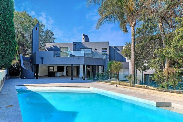 Welcome to this truly exceptional four-bedroom, all en-suite, residence situated in the prestigious Dainfern Golf Estate. Perched in an ...