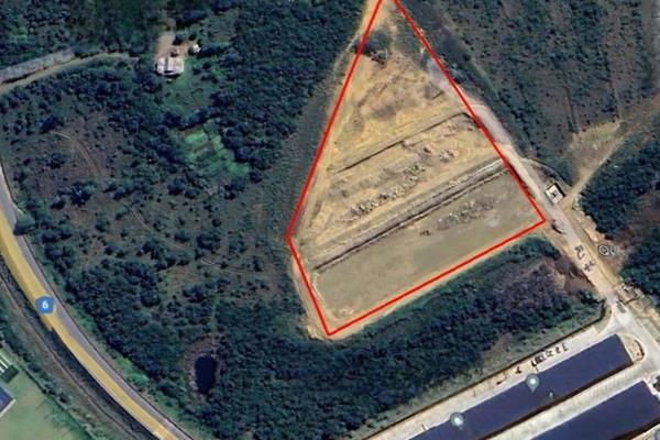 Calling All Serious Investors! Massive 20,000m&#178; Opportunity in a Prime Location of Aloe Industrial Park.

A vast 20,000m&#178; ...