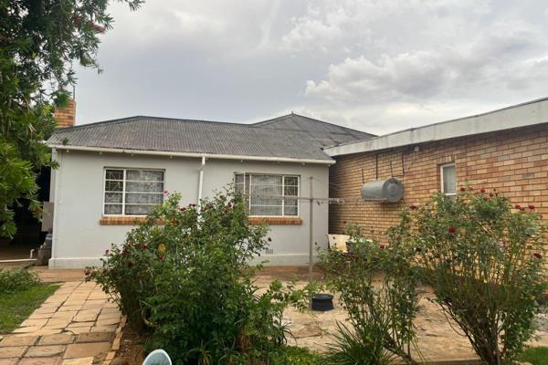 Charming 3-Bedroom Home with Expansive Yard in Coligny, North West – R735,000

Discover the perfect blend of comfort and potential in ...