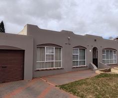 House for sale in Louwville