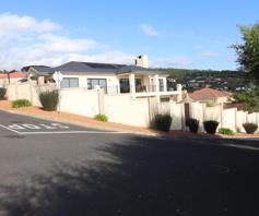 House for sale in Somerset West Central