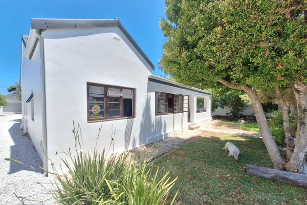 A newly renovated and fully furnished four bedroom, three bathroom cottage on a large ...