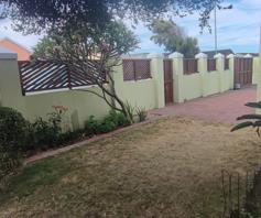 House for sale in Strandfontein Village