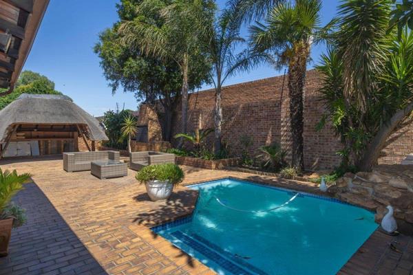 This stunning house is situated in Eden glen. It has 3 spacious bedrooms, 3 bathrooms ...