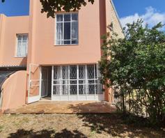 Townhouse for sale in Linton Grange