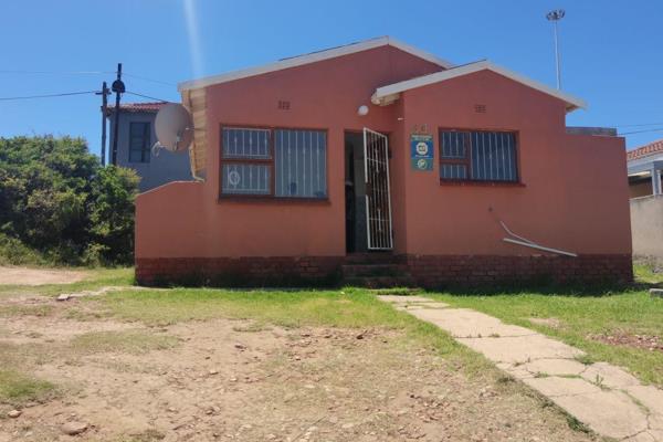 This house is situated in a quiet street, very close to Ziyabuya complex, walking distance to Lungisa High School and  public ...