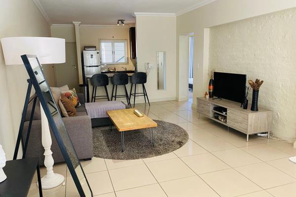 Immaculately fully furnished, 2 bedrooms, 2 bathrooms, Garden Unit in Parktown North. ...
