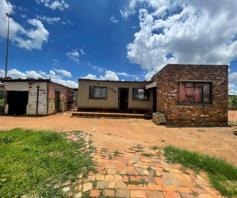 House for sale in Langaville