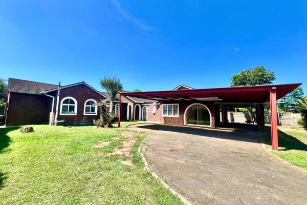 Spacious Living: This beautifully modern three-bedroom house offers a generous open-plan design, creating an inviting atmosphere for ...