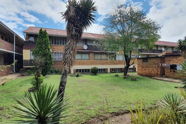 Affordable living in a safe a secure environment.

This 2 bedroom, 1 bathroom flat is 77m&#178; and is situated on the ground floor ...