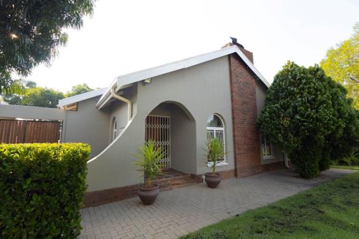 4 Bedroom House for sale in Fichardt Park