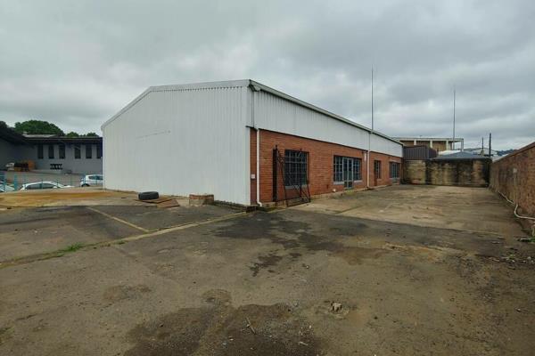 This warehouse unit is situated in New Germany, Pinetown, placing it in the heart of the ...