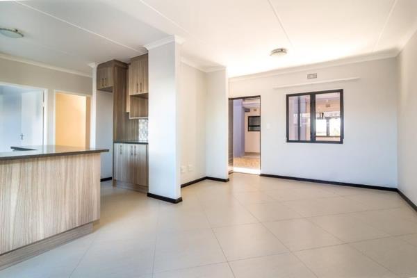 Blue Lily Lane in Buh-Rein Estate

North of Durbanville, Blue Lily has so much to offer ...