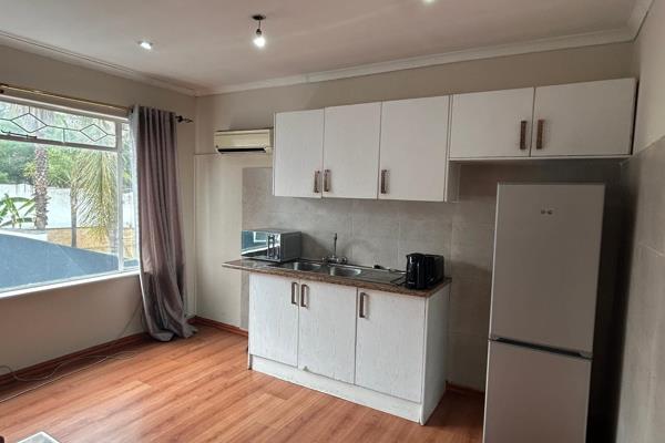 No Pets Allowed.
 
This cosy one-bedroom, one-bathroom flat is ideal for a single professional or couple seeking a cozy and ...