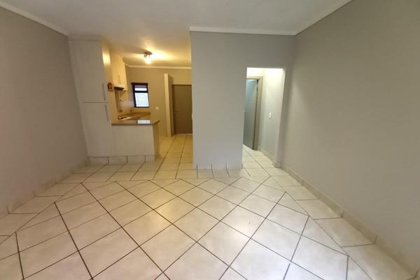 * Spacious tiled open plan living area, leading through to the bedroom
* Open plan kitchen with space for 1 under counter appliance
* ...