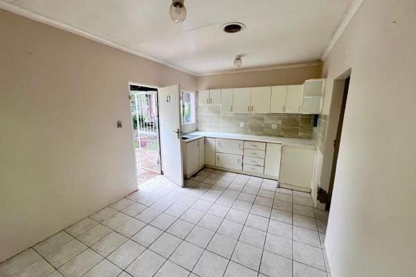 Updated  13/1/2025

Escape to this delightful 1-bedroom garden cottage, offering the perfect balance of comfort and convenience. ...