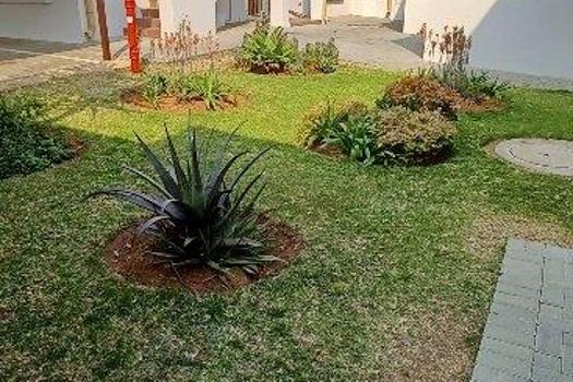 2 Bedroom Apartment / Flat to rent in Garsfontein