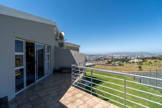 2 Bedroom Apartment / Flat for sale in Devils Peak Estate