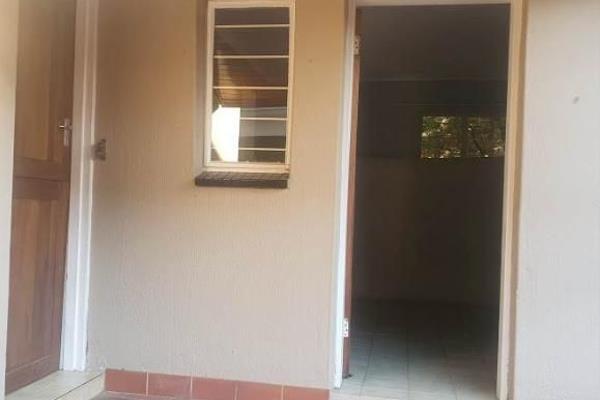 A neat, unfurnished one-bedroom garden cottage available for rent in Sundowner as from the 1st of December 2024. The cottage is nestled ...