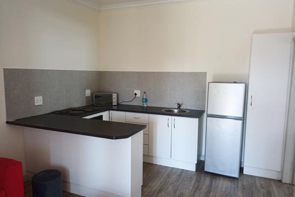 SUITE 3

OCCUPATION: FEBRUARY

Send me an email to arrange a viewing

This property consists of the following:
FURNISHED
1 bedroom with ...