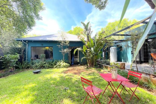 Stunning Eclectic character home to rent. Wi-fi and Armed response included in the rent.
This lovely home is perfect for young ...