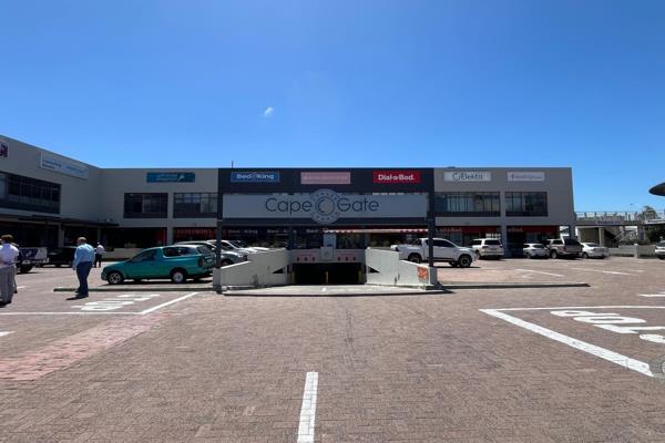 This 87 sqm office unit, located in the bustling Cape Gate area within the Cape Gate Corner Business Park, is ready for immediate ...