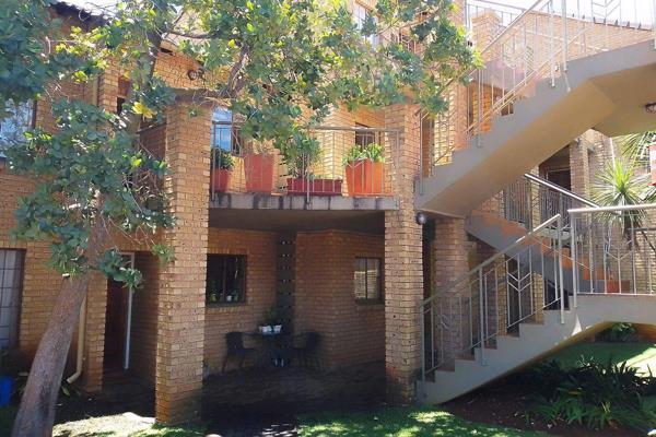 2 Bedroom Apartment To Let in Boardwalk Villas
In the vibrant City of Tshwane, a two-bedroom ground floor apartment offering a blend of ...