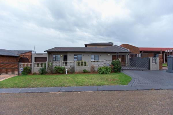 Stunning Family Home in Lenasia South

A beautiful four-bedroom home in Lenasia South ...