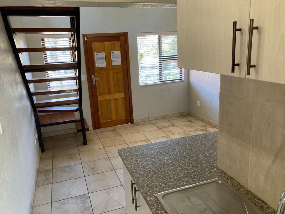 Listing number: P24-117310357, Image number: 1, open plan living area & staircase 