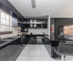 Apartment / Flat for sale in Wilgeheuwel